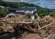 洪水袭击日本地震灾区诺户半岛，造成至少6人死亡